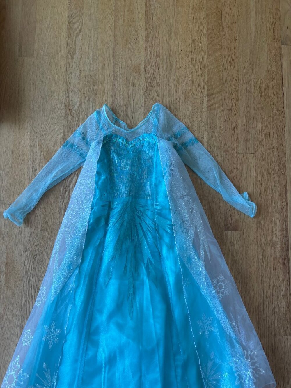 Disney Elsa Frozen costume Size 5/6